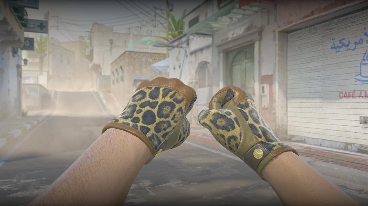 Preview image 3 of ★ Guantes de conductor | Reina jaguar (Recién fabricado)